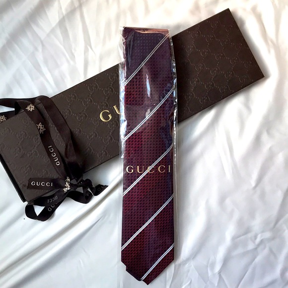 Gucci “Imera” interlocking mini G tonal woven Italian silk tie - Picture 1 of 7